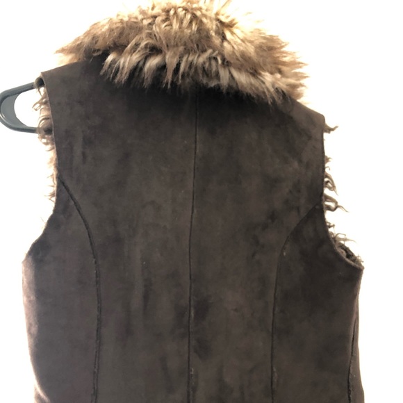 INC Faux Fur Brown Vest Gemstones Petite Small - Picture 8 of 11